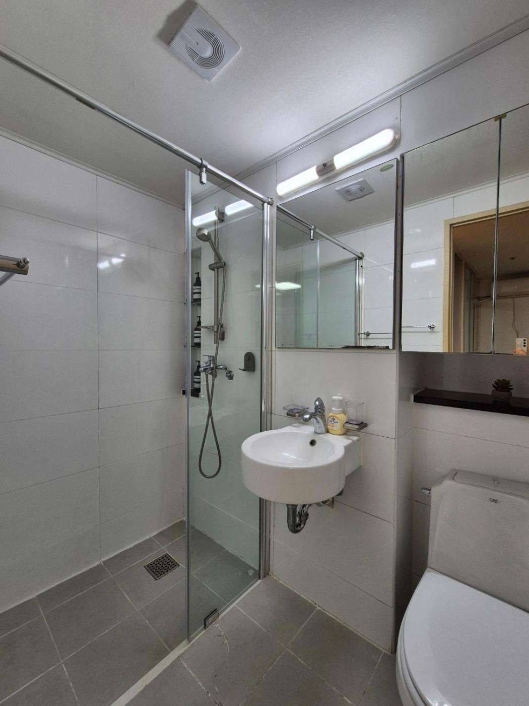 Apartamento Gleam House Seúl Exterior foto